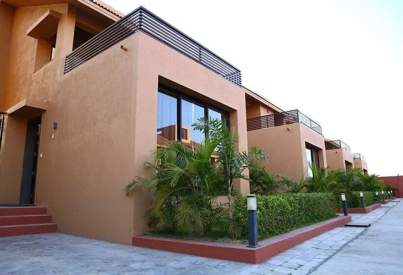 تختخواب و صبحانه Pride Resort & Convention Centre