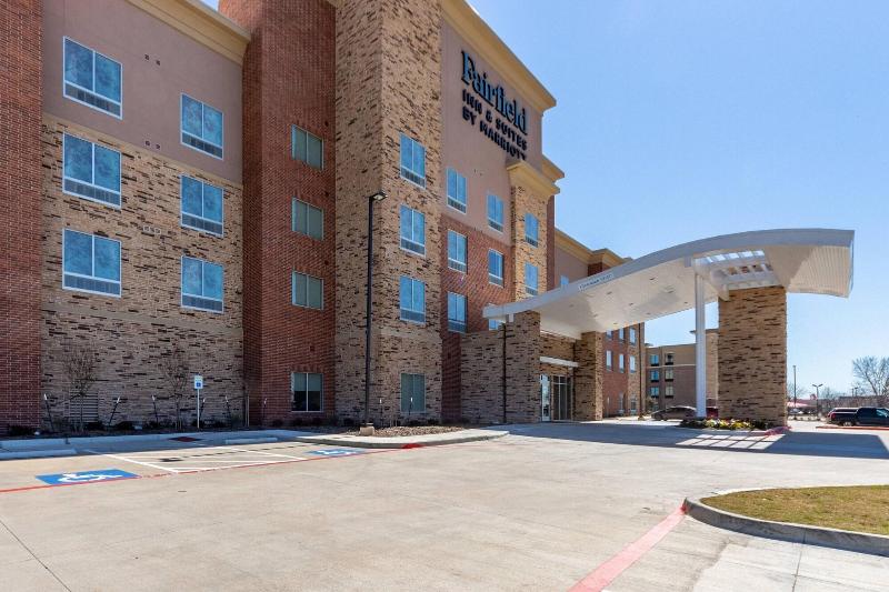 فندق Fairfield Inn & Suites Dallas Arlington South