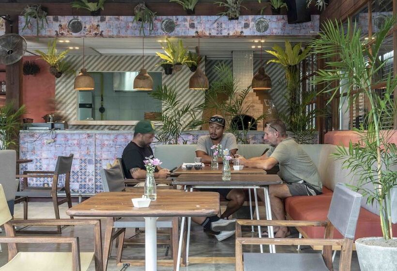 Socialista Lifestyle Hostel