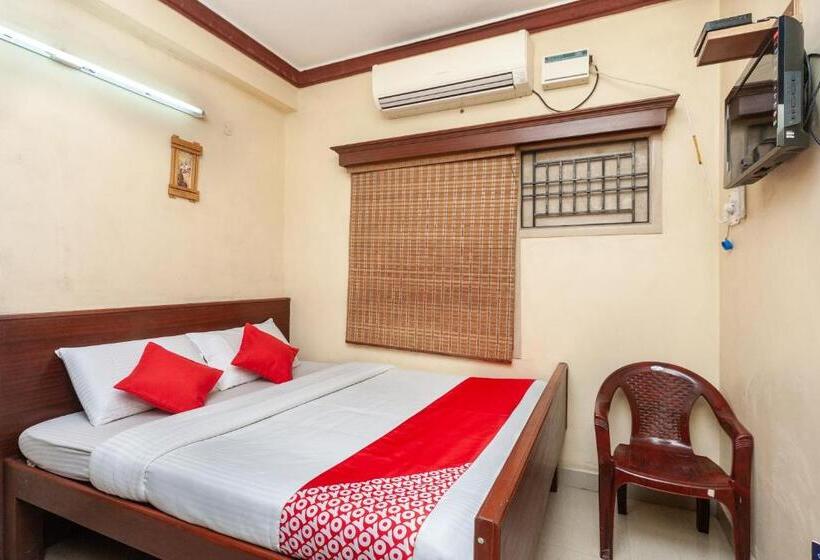 ホテル Oyo 2490 Sr Pradeep Park