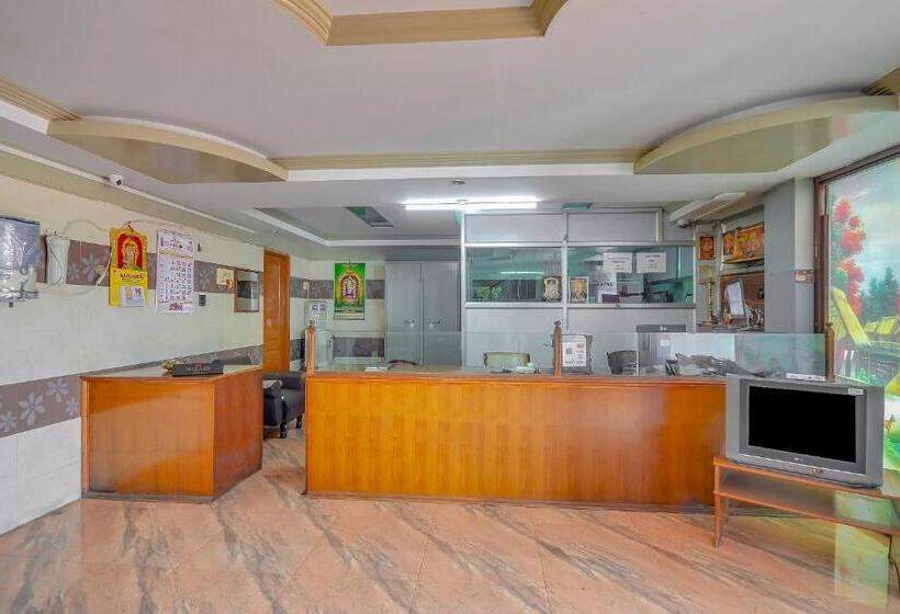 Super Hotel O Tiruppur Near Railway Station