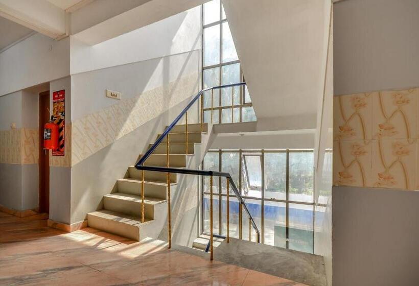 Super Hotel O Tiruppur Near Railway Station