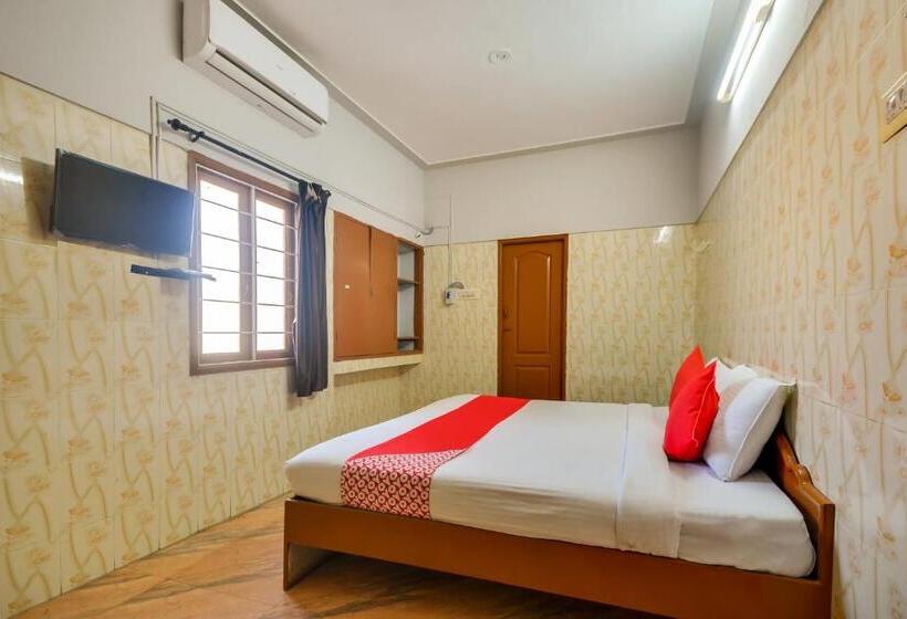 Super Hotel O Tiruppur Near Railway Station
