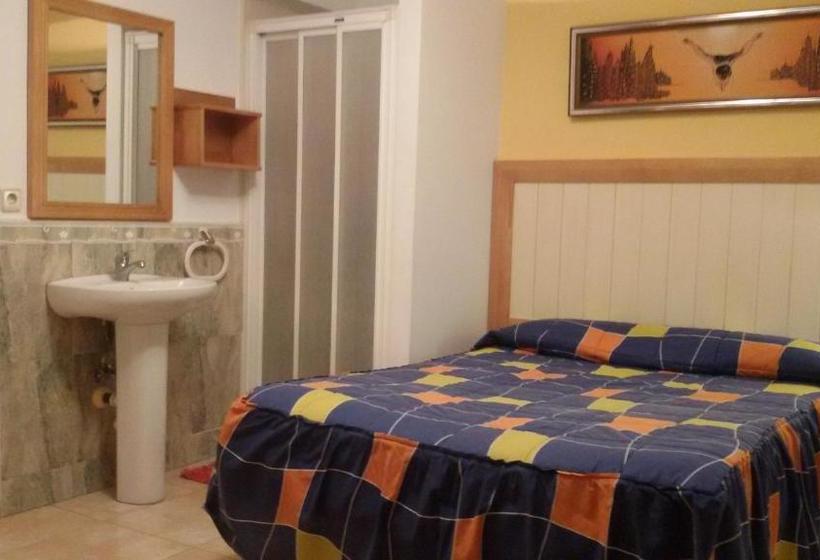 Pensão Hostal Conchi