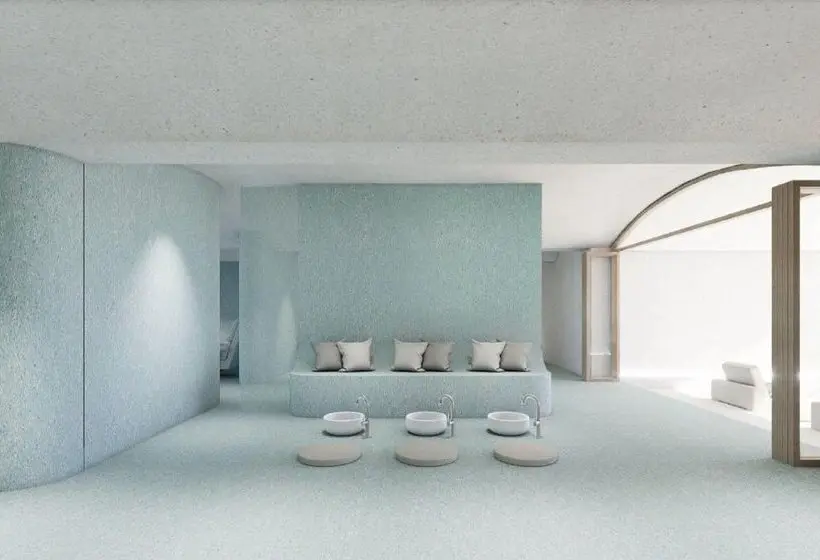 Myneris Hotel, Phuket Karon Beach