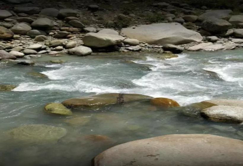 Aru Camping Resort Aru, J&k