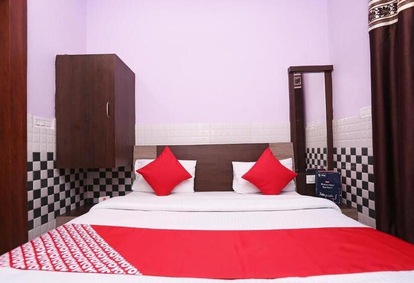 Oyo 30451 Hotel Yaduvanshi