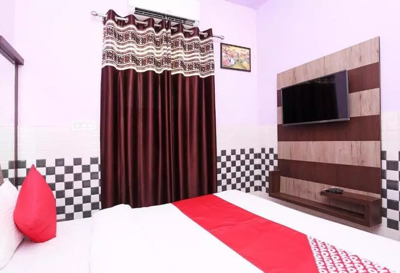 Oyo 30451 Hotel Yaduvanshi