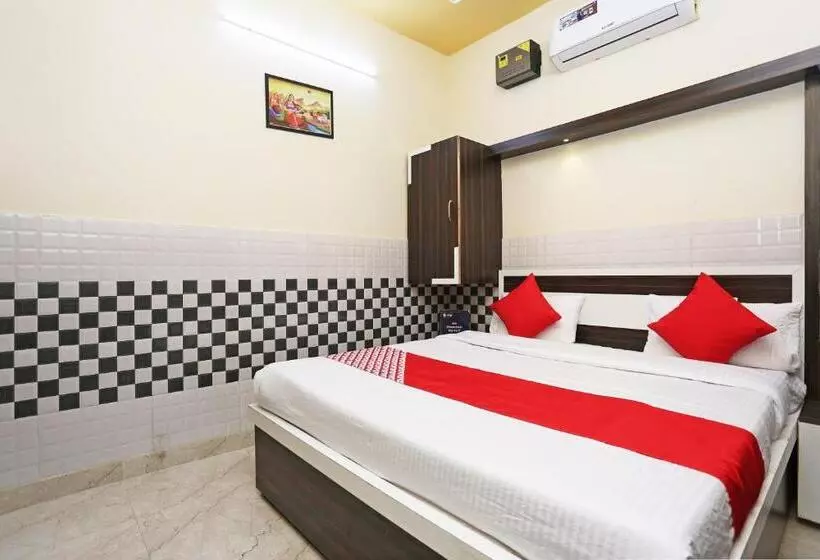 Oyo 30451 Hotel Yaduvanshi