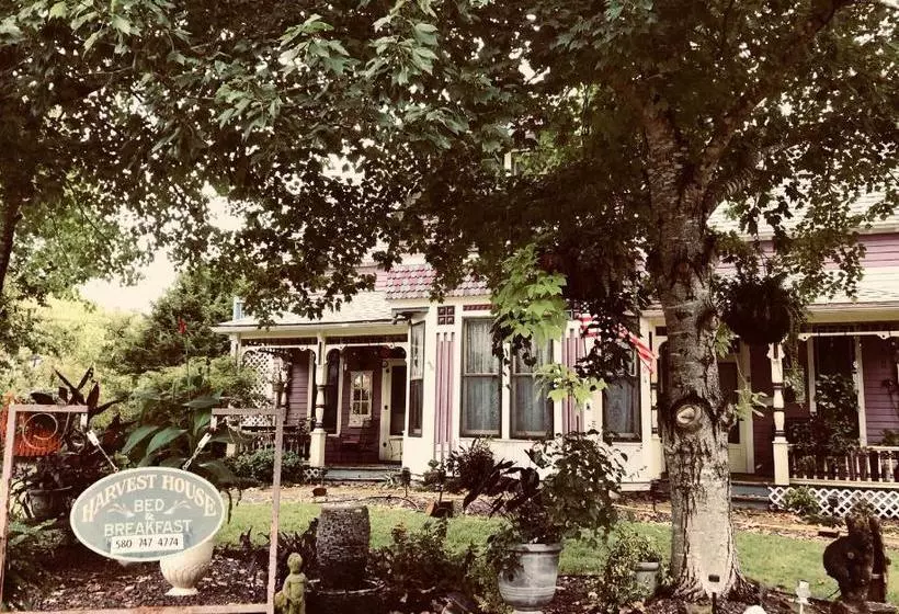Bed and Breakfast Harvest House 1882
