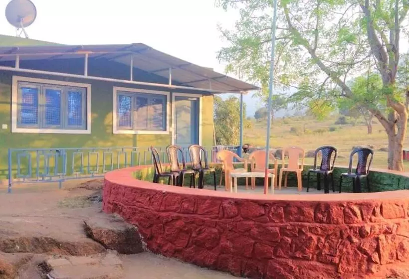 Aarraams Farms & Resorts