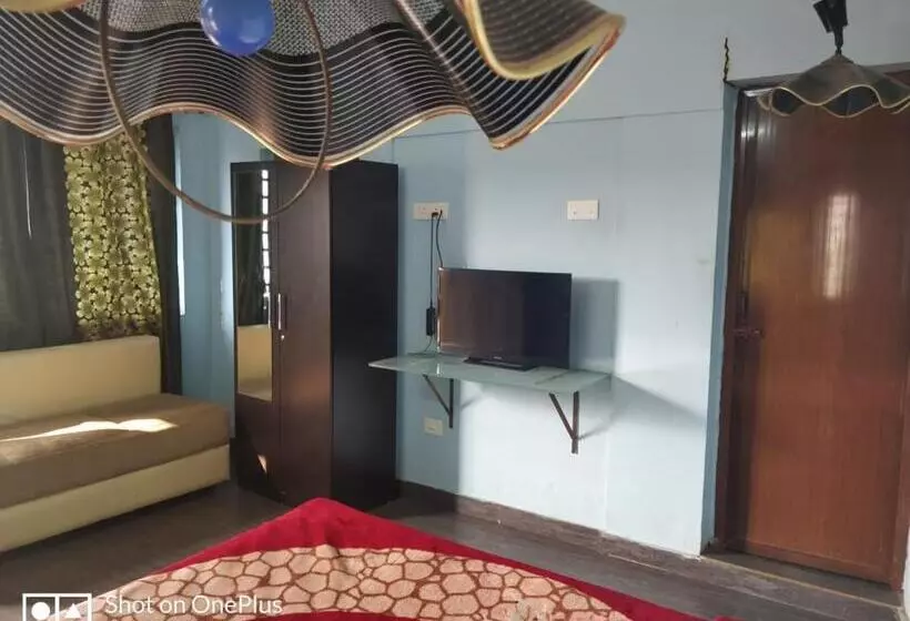 Aarraams Farms & Resorts