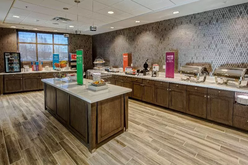 Hotelli Hampton Inn & Suites San Jose Airport