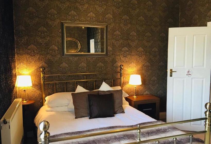 مبيت وإفطار No11 Bistrobar & Rooms