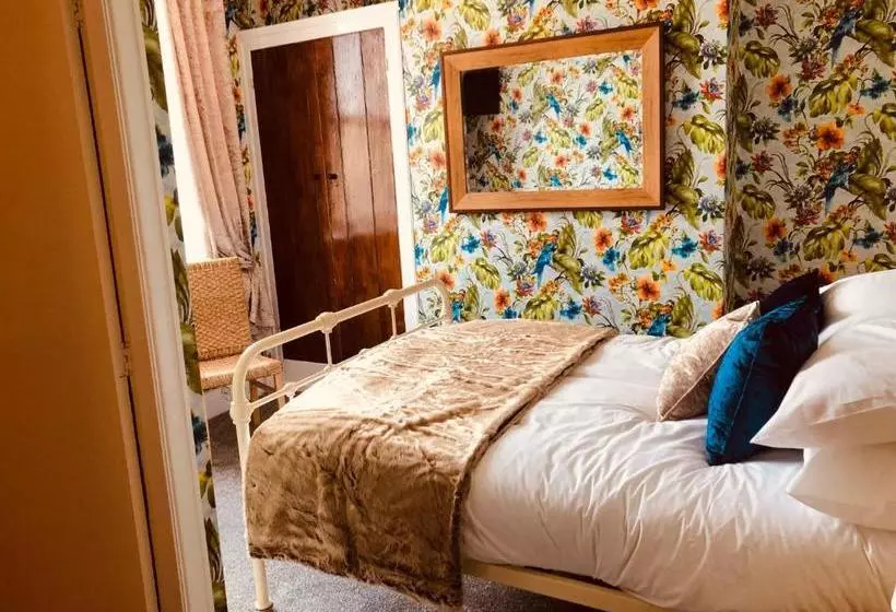 ベッドアンドブレックファースト No11 Bistrobar & Rooms