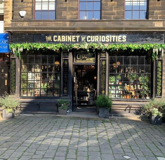 مبيت وإفطار No11 Bistrobar & Rooms