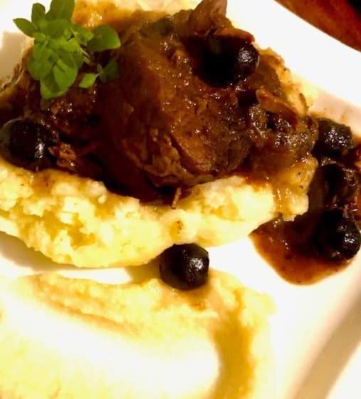 مبيت وإفطار No11 Bistrobar & Rooms