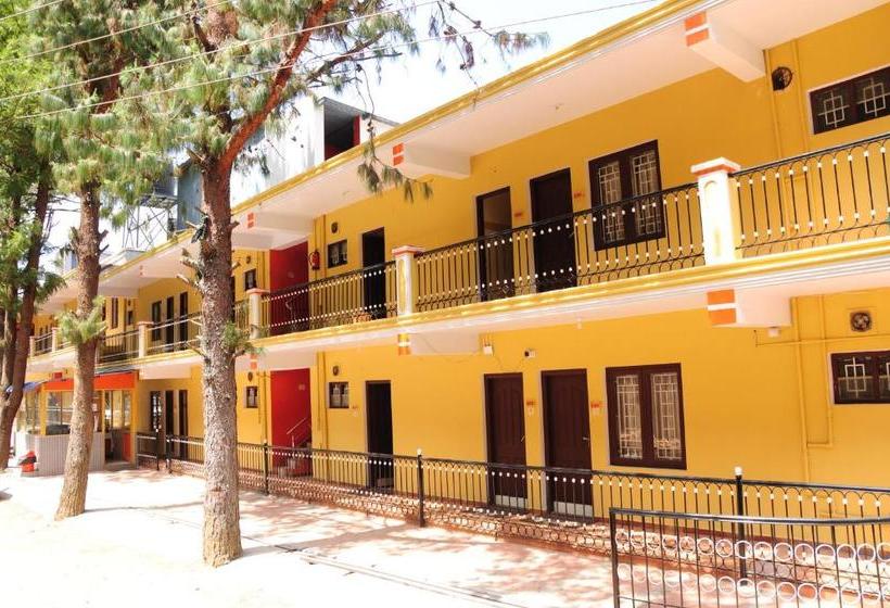 Hotel Happy Homestay