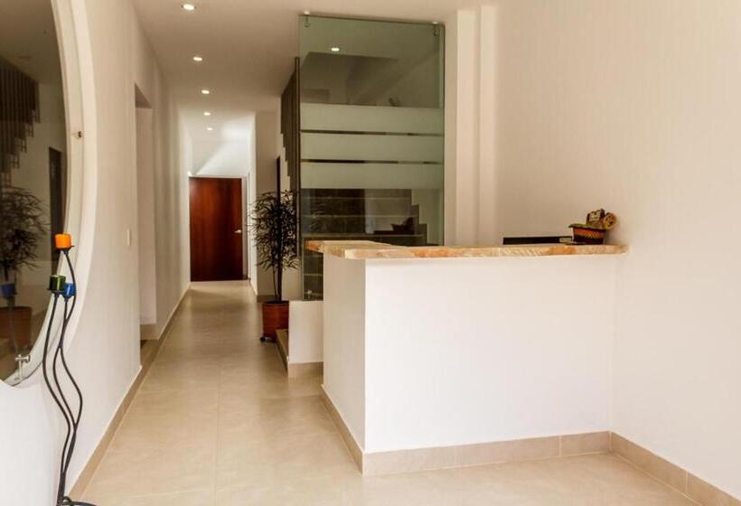 هتل Casa Suite Curiti