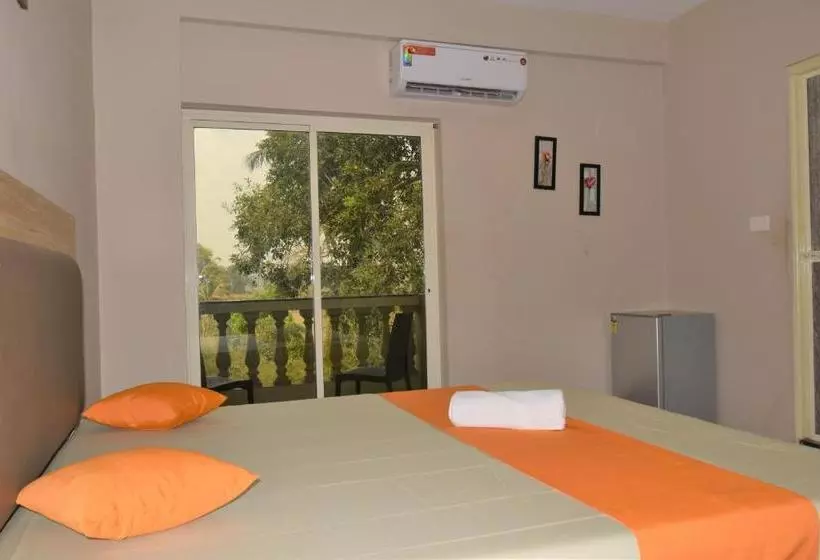 ホテル Casa Da Village Calangute Goa