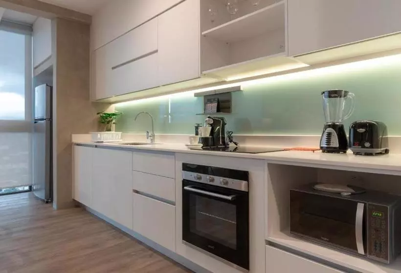 Bee Suites Curridabat