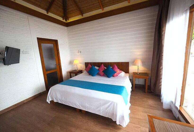 White Sands Beach Resort Lembeh