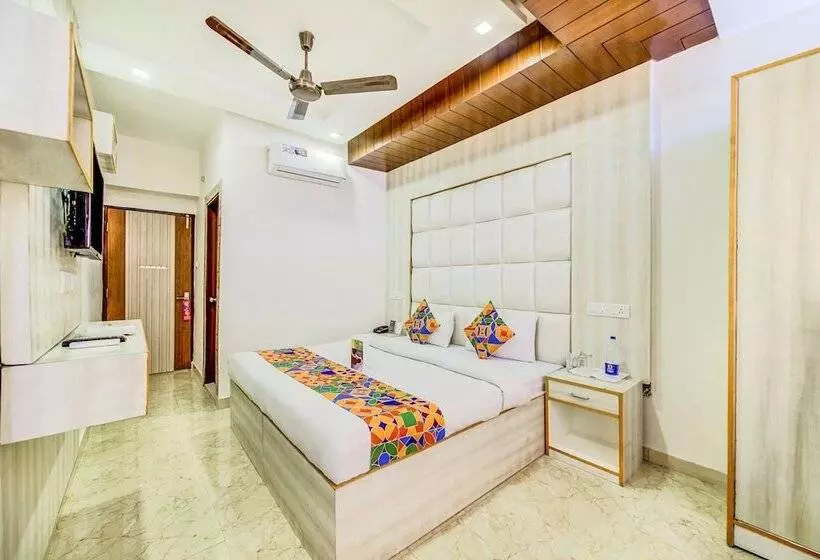Fabhotel Trist
