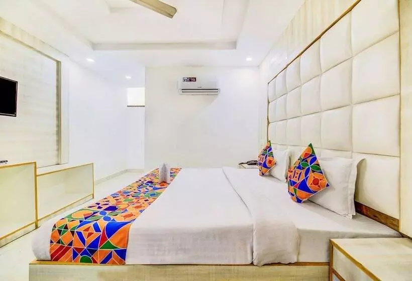 Fabhotel Trist
