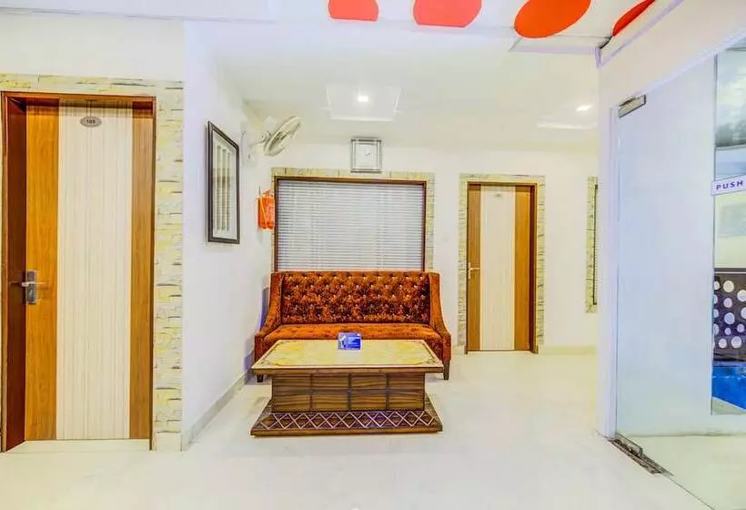 Fabhotel Trist