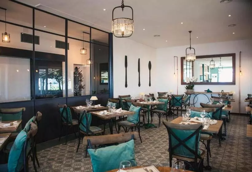 Hotelli Auberge De Rivaz