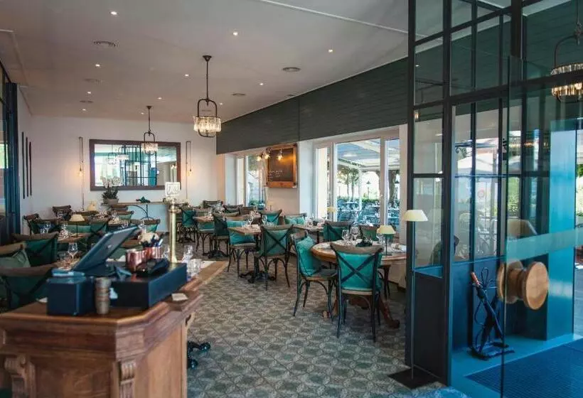 Hotelli Auberge De Rivaz