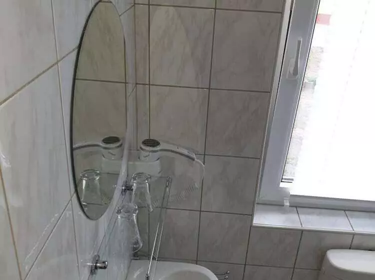 Hotelli Sonnenschein