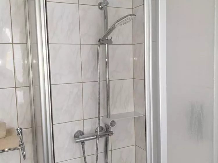 Hotelli Sonnenschein