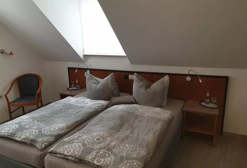 Hotelli Sonnenschein