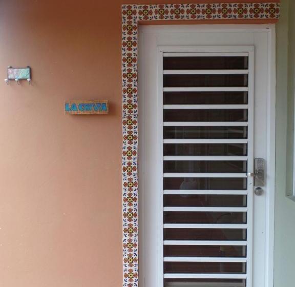 پانسیون Isla Hermosa Guesthouse