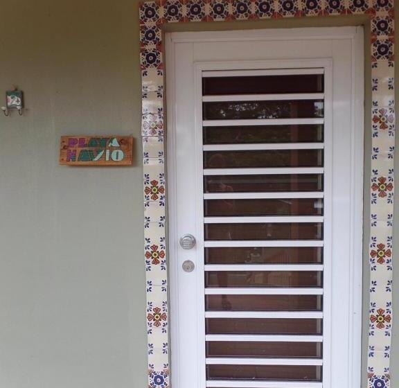 پانسیون Isla Hermosa Guesthouse