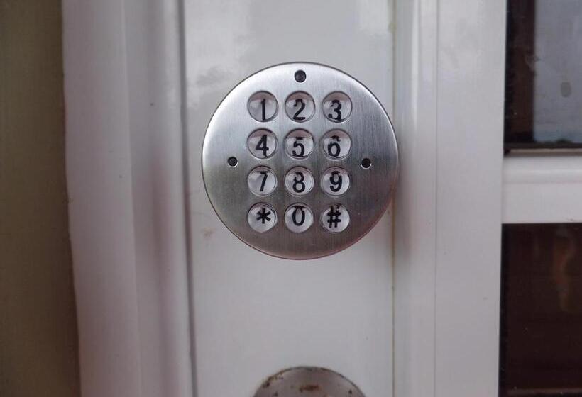 پانسیون Isla Hermosa Guesthouse