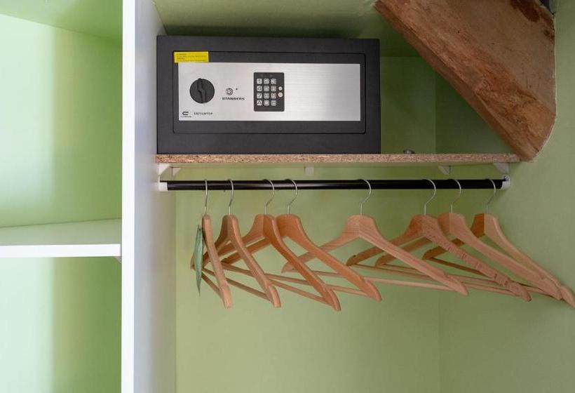 بنسيون Le Clos De La Briollerie