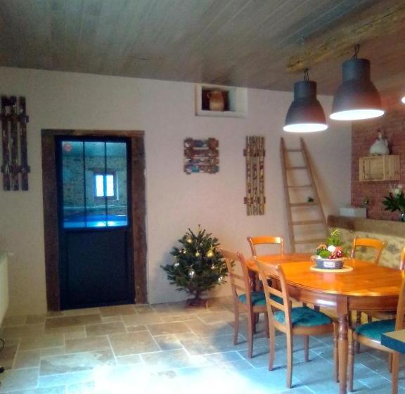 بنسيون Le Clos De La Briollerie