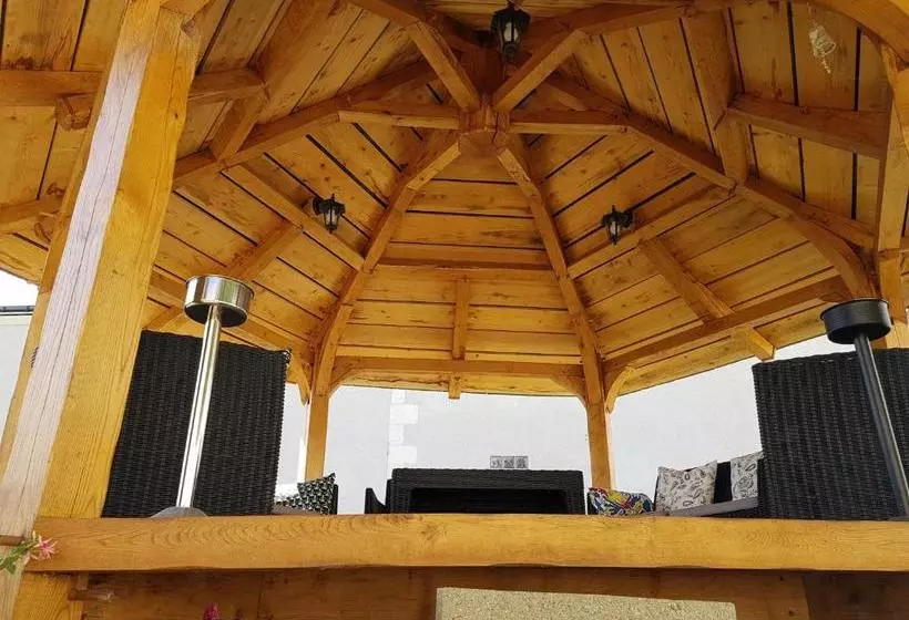 Majatalo Le Clos De La Briollerie