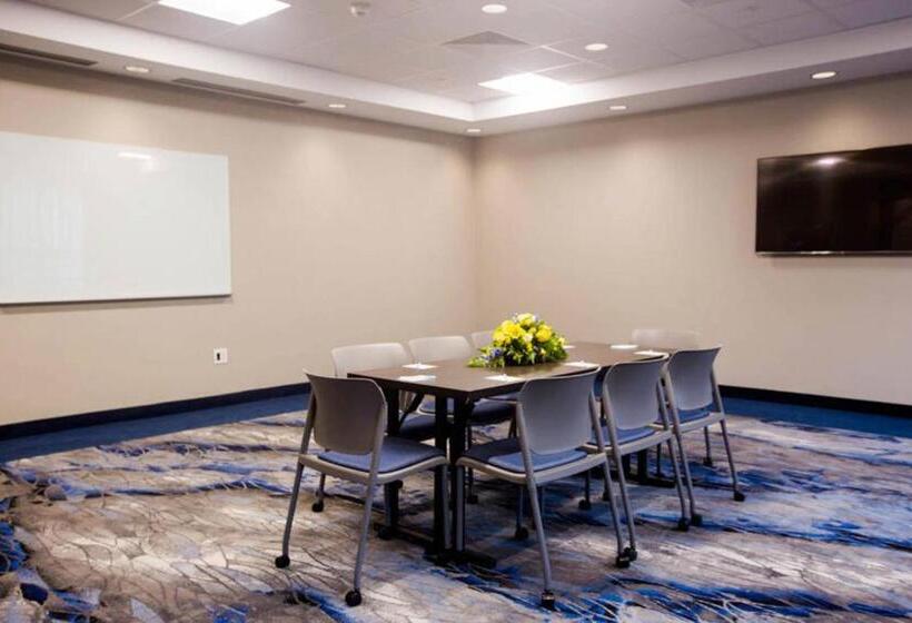 Отель Fairfield Inn & Suites By Marriott Philadelphia Broomall/newtown Square