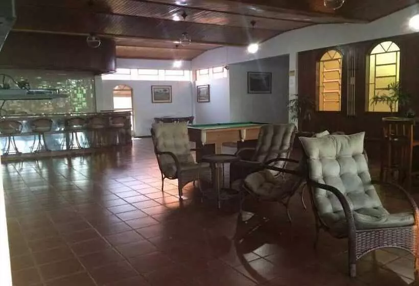 Hotelli Palotina Palace