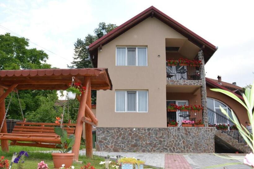 پانسیون Bogdan Si Raluca