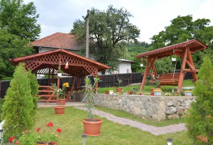 پانسیون Bogdan Si Raluca