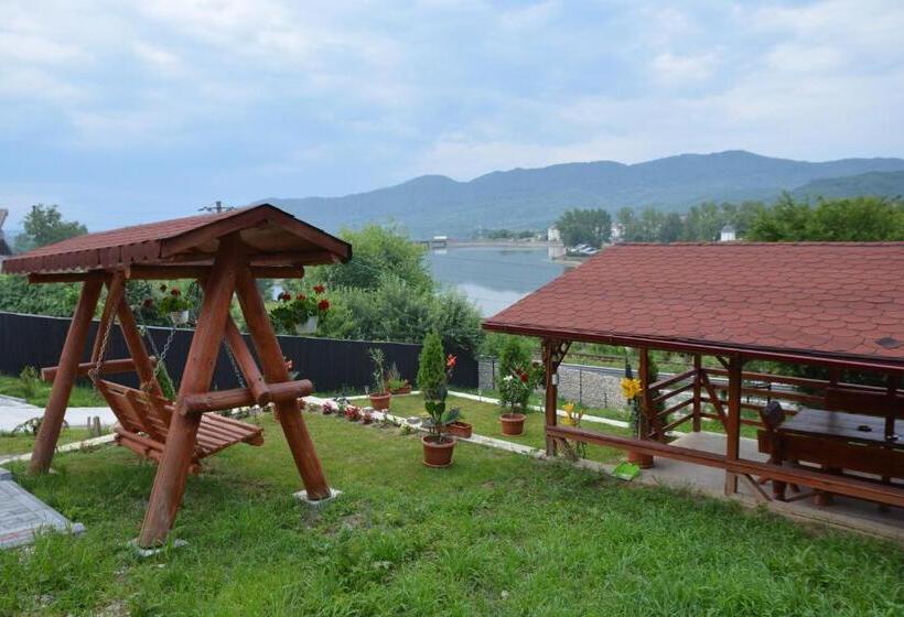 پانسیون Bogdan Si Raluca