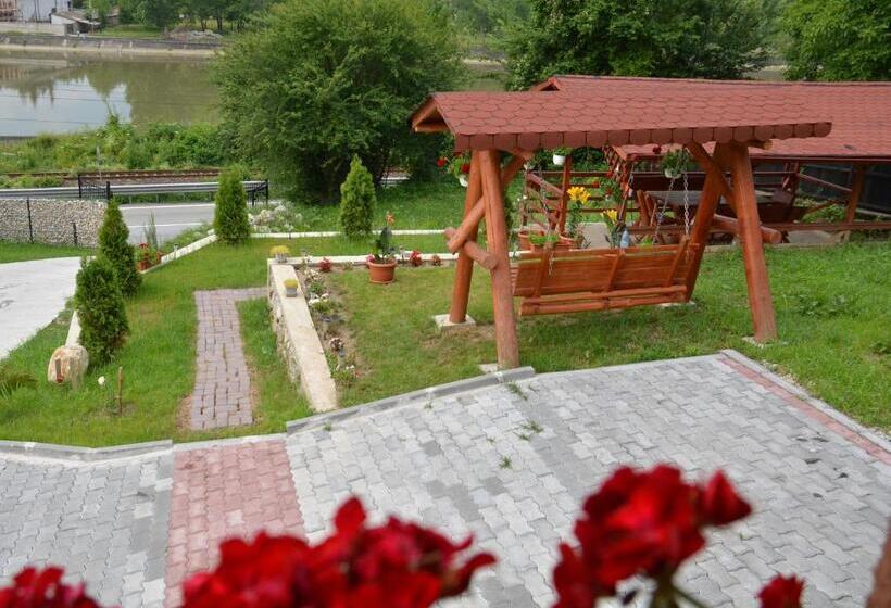 پانسیون Bogdan Si Raluca