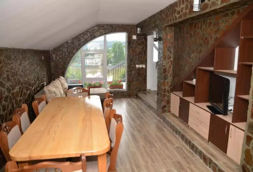 پانسیون Bogdan Si Raluca