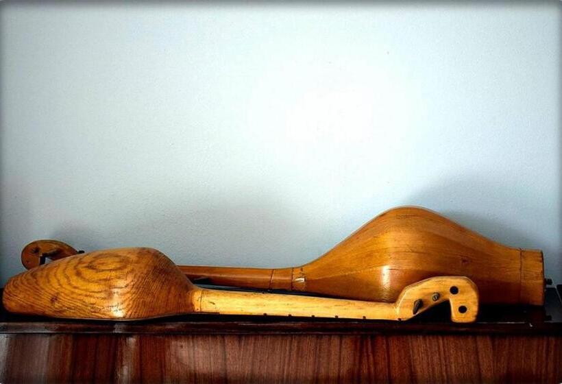 پانسیون Guest House Qedi