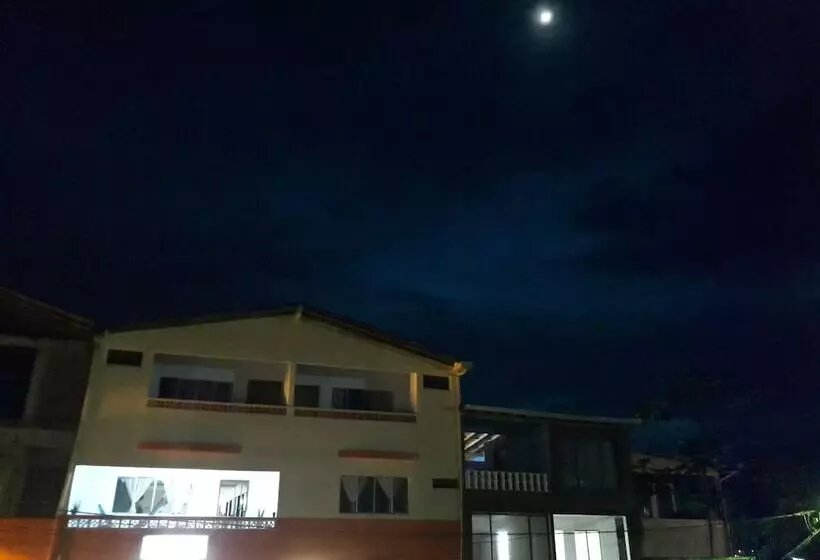 Majatalo Hostal Adrimar
