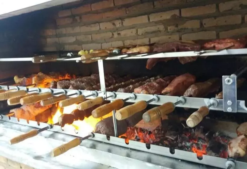 Pensão Pousada Carlitos